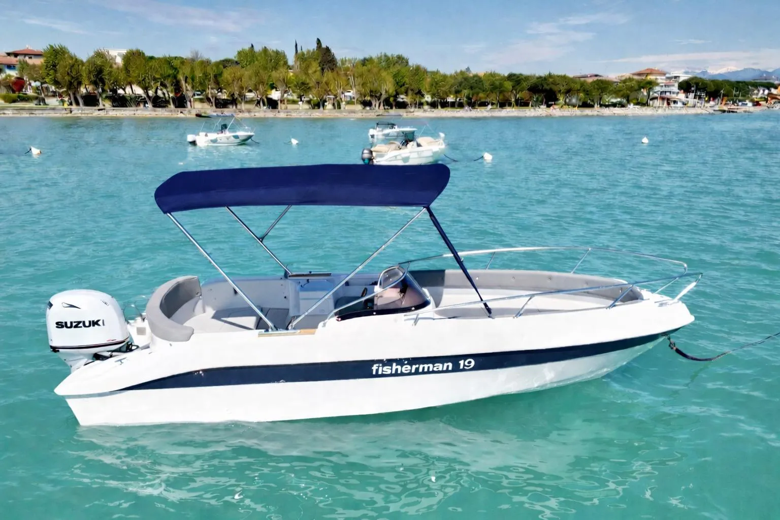 Picture of a Fisherman 19 motorboat